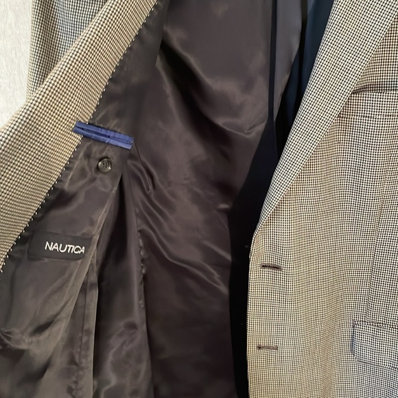 Nautica black and white houndstooth men’s suit jacket . Size 42R. 6 pockets - Picture 11 of 15